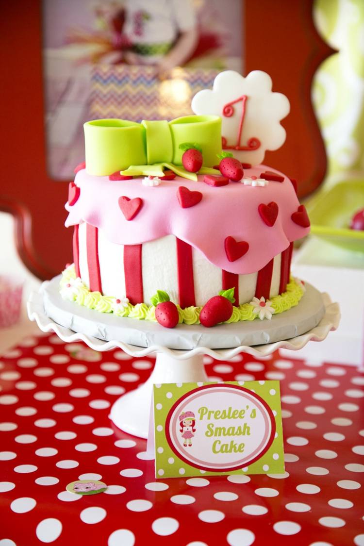 Gâteau d'anniversaire thématique – 55 idées 1er an de bébé