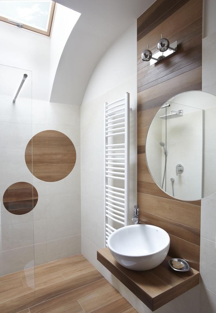 Carrelage salle de bain imitation bois – 32 idées modernes