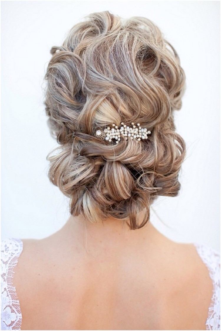 Coiffure pour mariage cheveux longs – idées pour votre jour j
