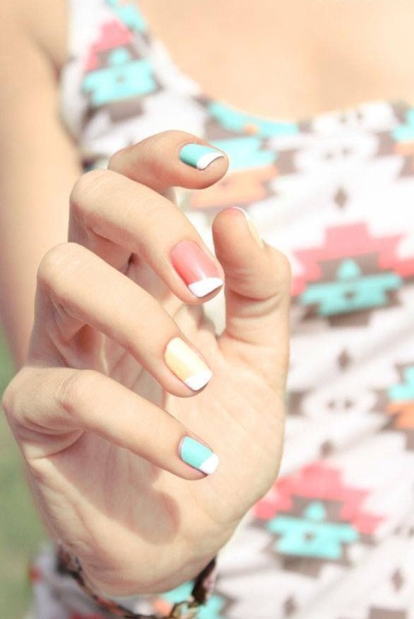 Déco ongles pour l' été en 75 idées: laissez-nous vous inspirer!