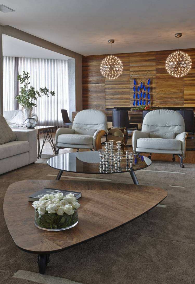 Table basse bois massif dans le salon en 55 designs supers