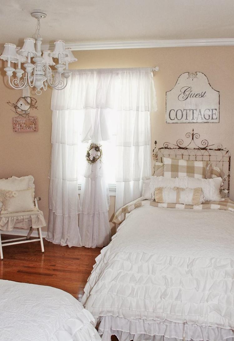 Cottage anglais dans la chambre adulte en 55 idées cool