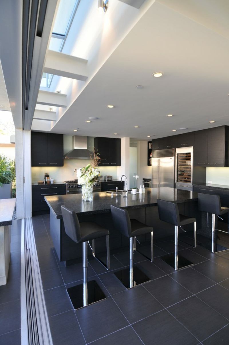 Cuisine noire mat et cuisine noire et blanche 48 inspirations