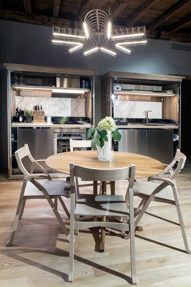 Poutres apparentes au plafond – atout pour l'appartement