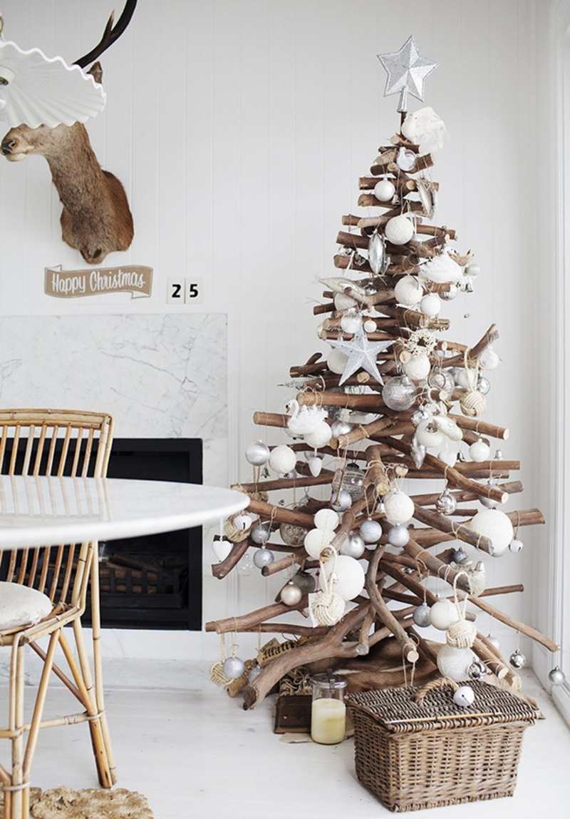Sapin en bois flotté à fabriquer et plus de 50 idées originales