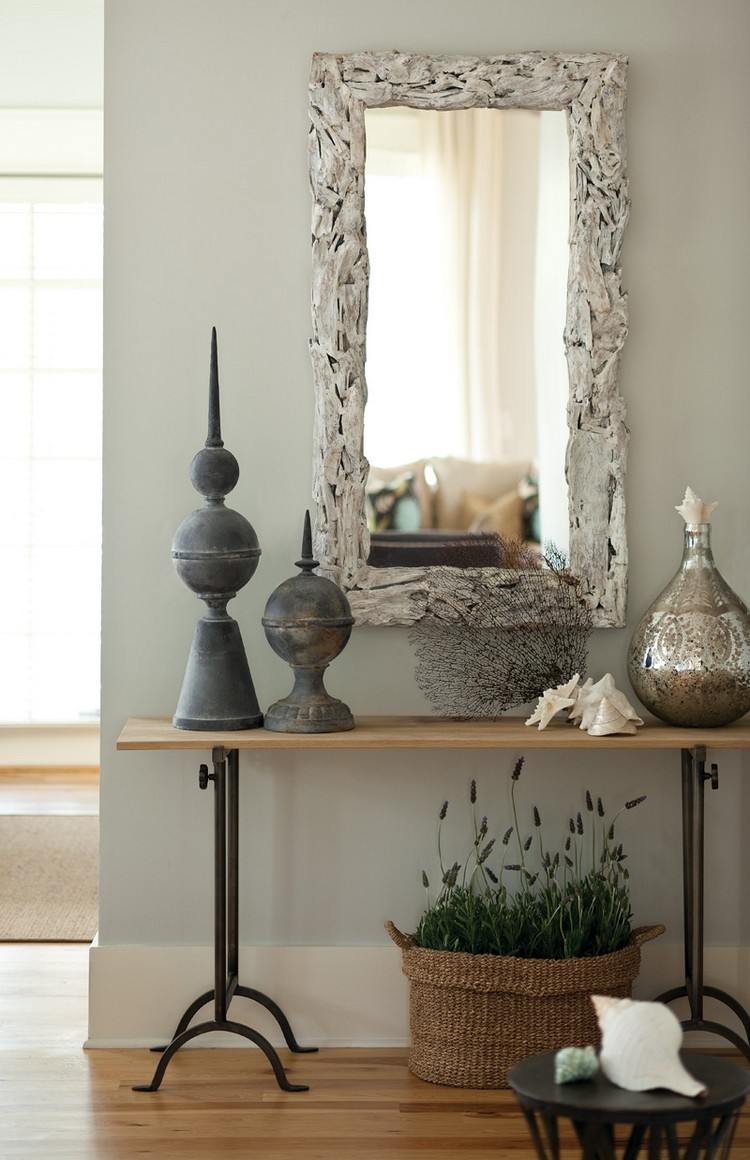 Miroir cadre bois – un accessoire à la fois pratique et esthétique