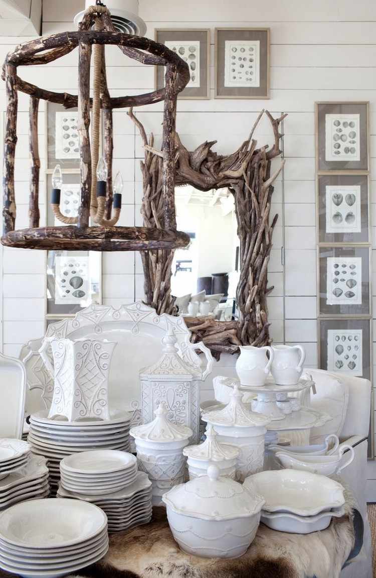 Miroir cadre bois – un accessoire à la fois pratique et esthétique