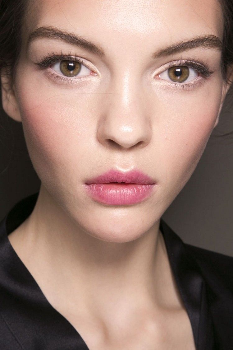 Maquillage saint valentin romantique – 20 idées faciles à imiter