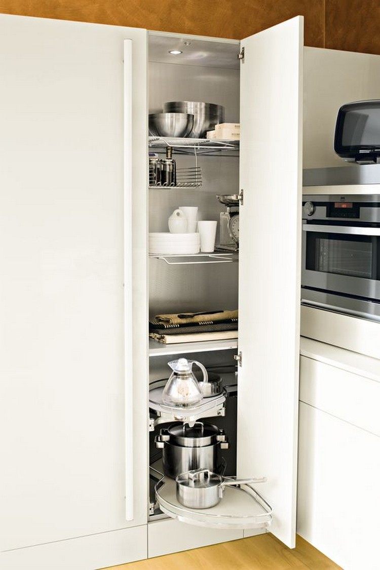 Meuble d'angle cuisine moderne et rangements rotatifs en 35 photos