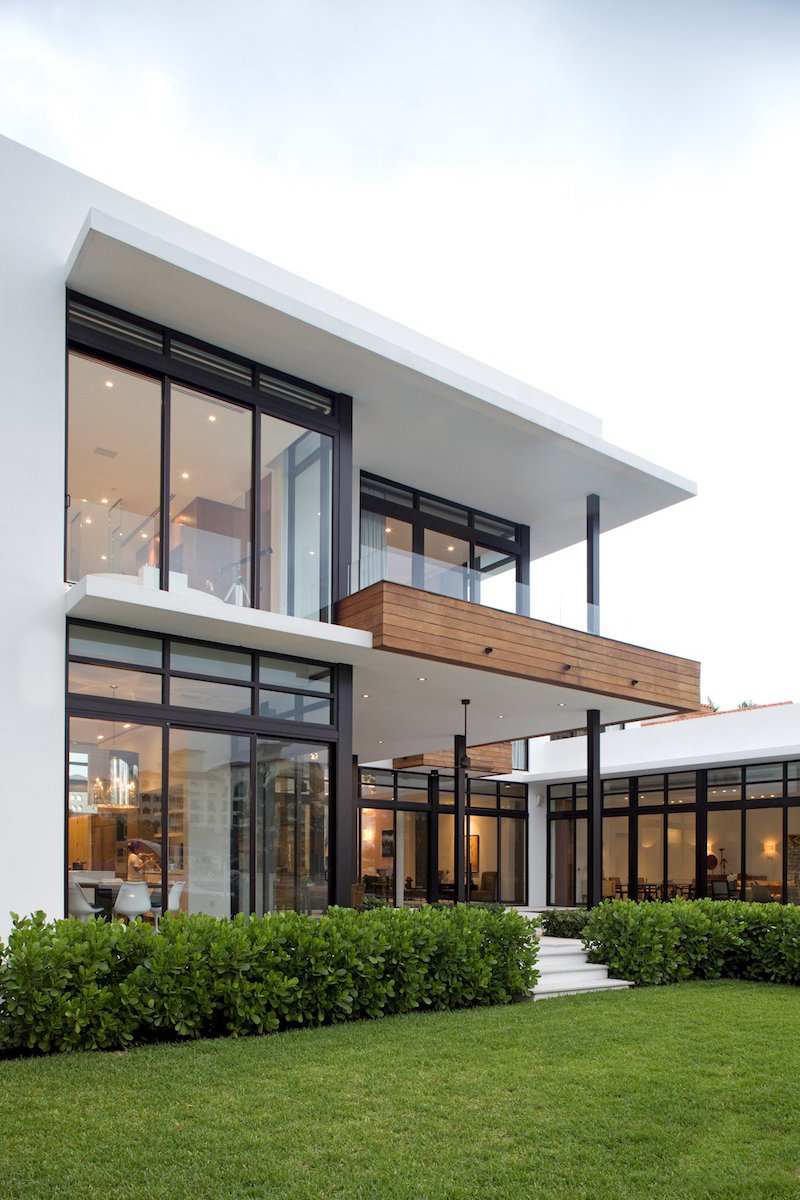 Maison en verre de design moderne 30 exemples venant des architectes