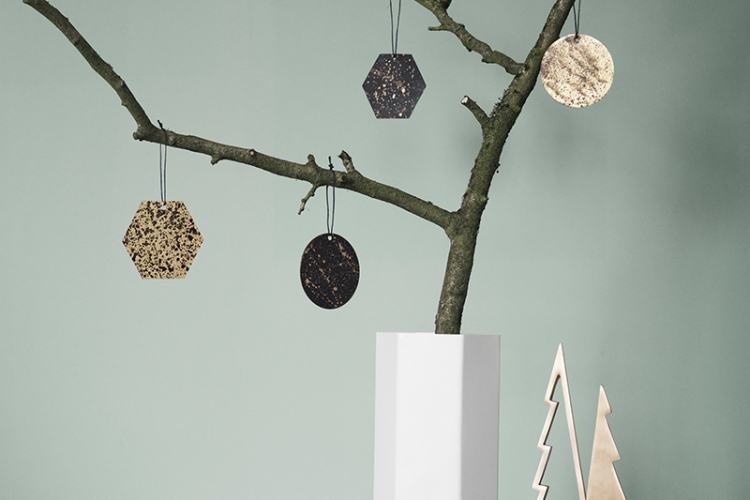 Branche de bois déco et pratique à la fois idées artistiques d esprit