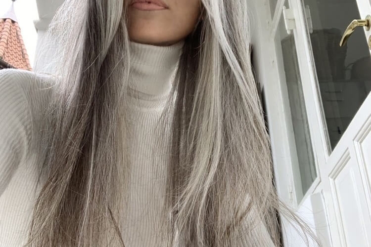 Balayage inversé sur cheveux blancs et gris nos idées canon