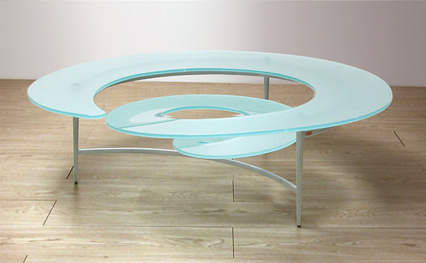 table-basse-de-forme-spirale-blanc