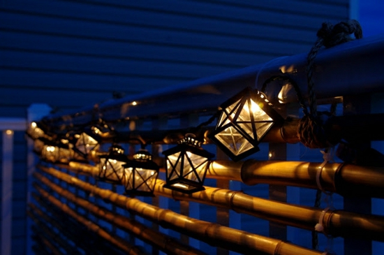balcon-bambou-déco-lanternes-effet-détente
