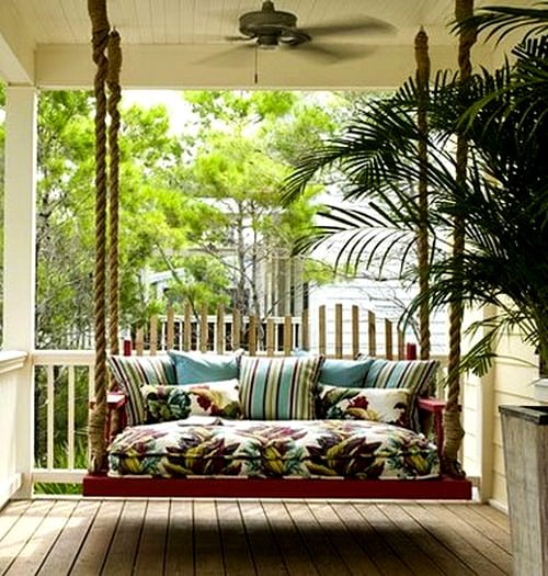 balencelle-de-jardin-veranda-decoration-coleureuse