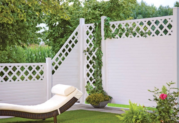 clôture jardin-plastique-blanc-décoratif