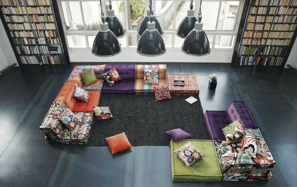coussins-multicolores-salon-meubles-design