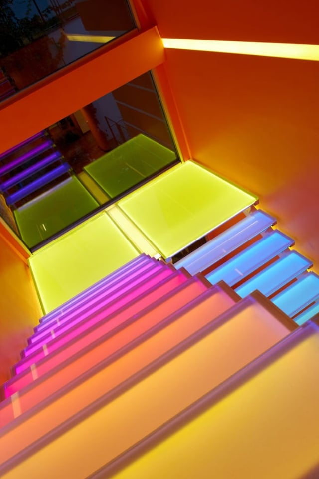 escalier verre lumineux maison Orange Turkey
