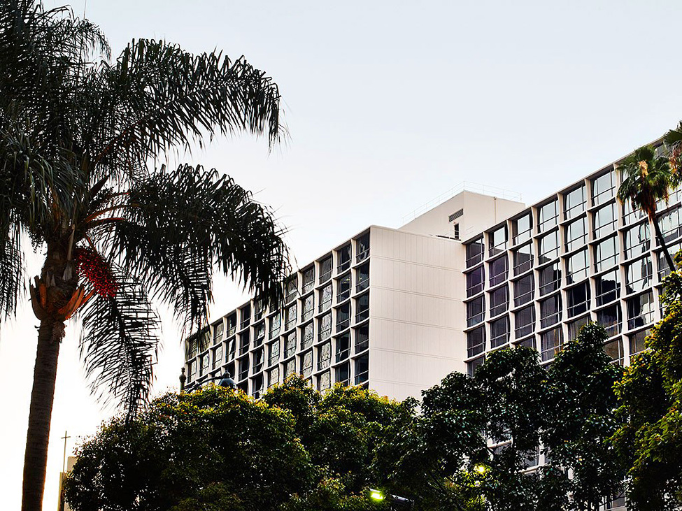 facade moderne design interieur hotel Line-Koreatown LA 