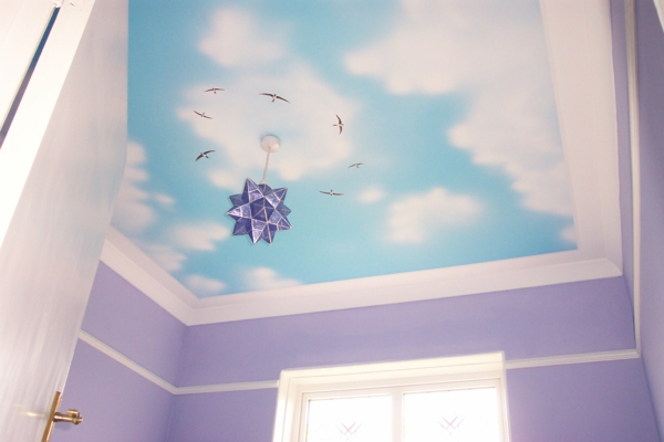 idees-deco plafond moderne ciel-bleu-oiseaux