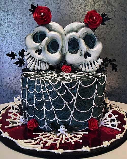 idée-originale-gâteau-d`Halloween-crâne-toile-araignée