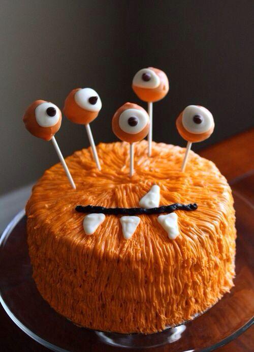 idée-originale-gâteau-d`Halloween-orange-oeil