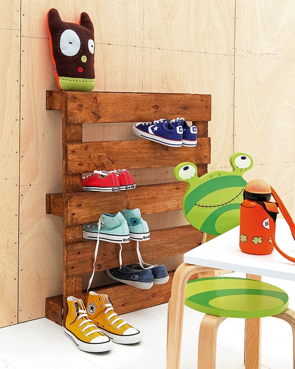 meuble en palette en bois etagere chaussures