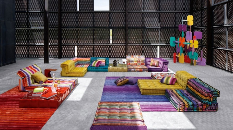meubles-salon-multicolores-luxueux-design-Roche-Bobois