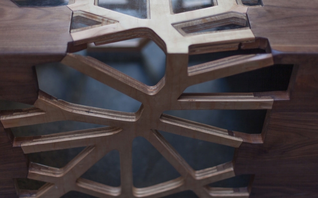 table basse en bois et en formes interessantes