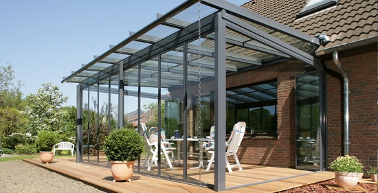 terrase-profilé-en-aluminium-toit-en-verre
