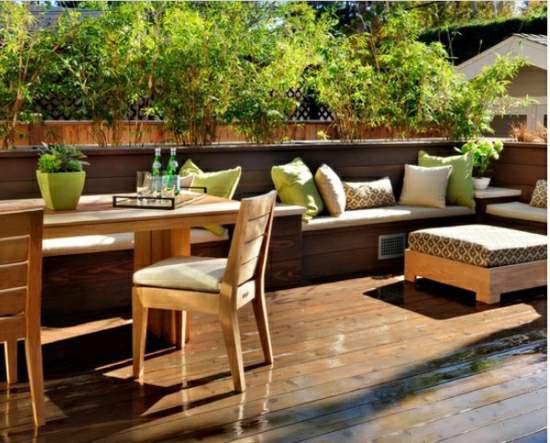terrasse-bois-bambou-vert-planté-protection-décoration