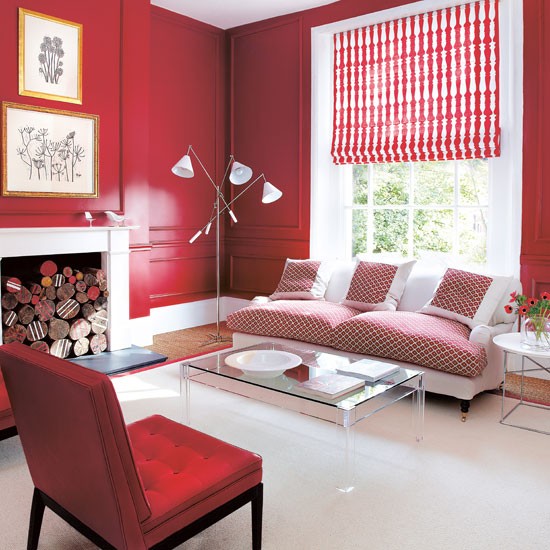 aménagement-salon-contemporain-couleurs-rouge-blanc-seulement