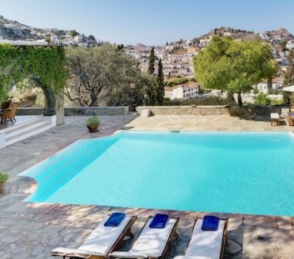 aménagement de piscine -moderne-exterieure-terrasse-dalles-pierre-vue-ville