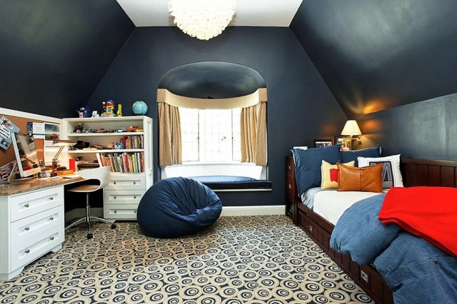 aménagement-pour-une-chambre-d`enfant-couleur-noire