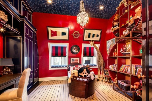 aménagement-pour-une-chambre-d`enfant-style-maritime-bleu-rouge