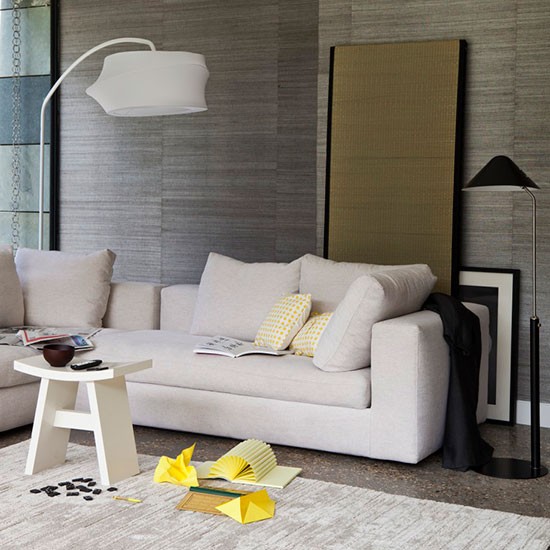aménagement du salon contemporain-lampe-lampadaire-blanc