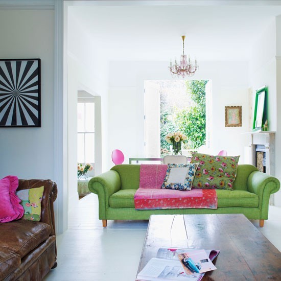 aménagement-salon-maison-campagnarde-contemporaine-accents-vifs