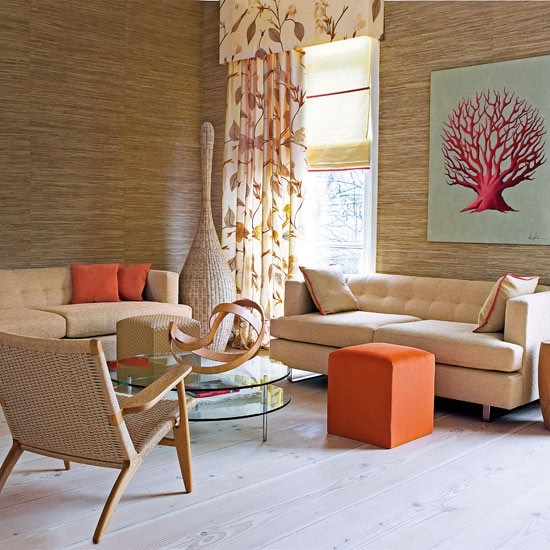 aménagement-salon-moderne-gamme-naturelle-champagne-beige-orange