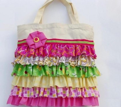 bricolage-créatif-enfants-sac-main-froufrous-joli