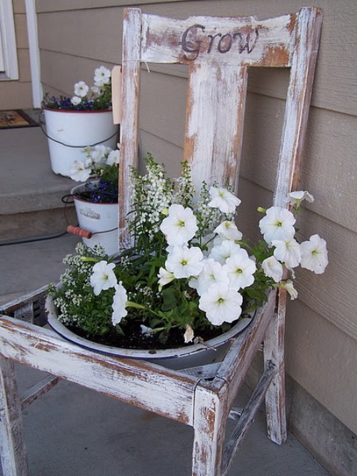 chaise-décorative-vieille-idée-pot-fleurs Idées déco de jardin