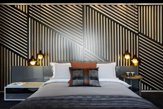 chambre-coucher-moderne-décoration-murale-panneaux-bois-style-graphique