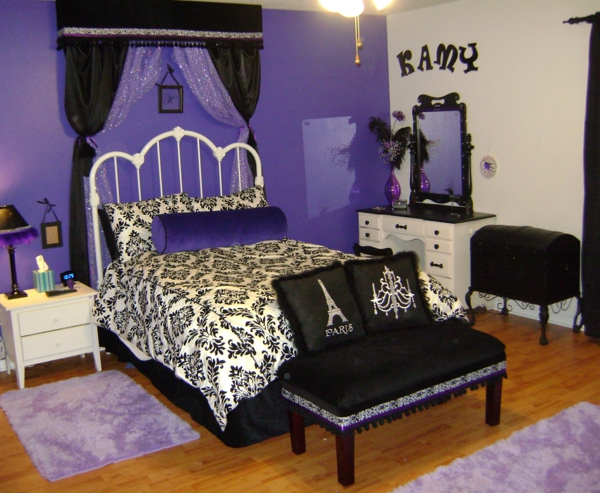 chambre-de-fille-ago-élégante-noir-et-violet