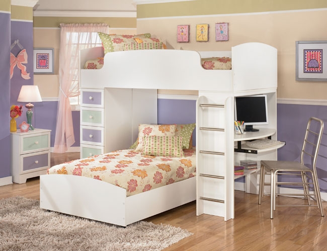 chambre-deux-filles-blanc-lilas-claire-lits-superposés-bureau