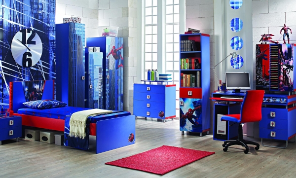chambre-enfant-déco-bleu-bureau-lit chambre d'enfant
