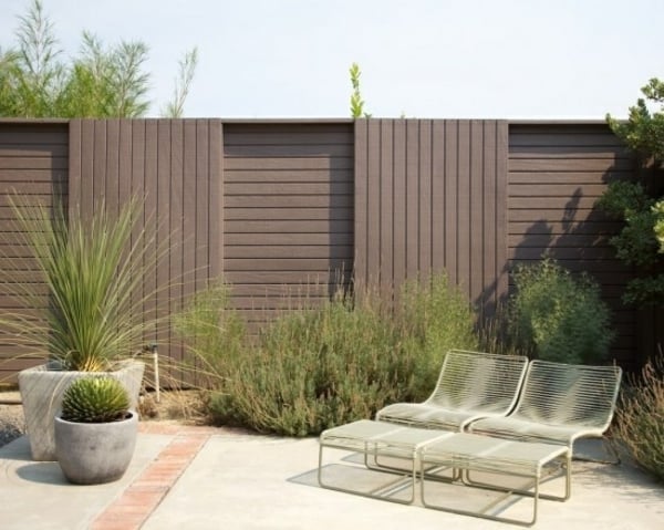 clôture-jardin-panneuax-bois-verticals-horizontals-alternanats