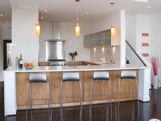 100 idées de cuisine avec îlot central contemporaine ou traditionnelle Comptoir bar moderne