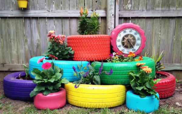 déco-jardin-pneus-recyclés-peints Brico jardin