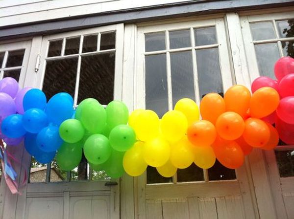 décoration  fête de jardin ballon-couleurs-vives