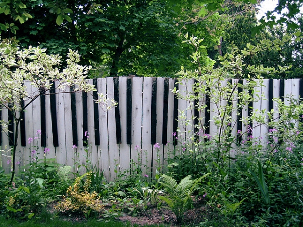 design-clôture-jardin-piano-touches clôture de jardin