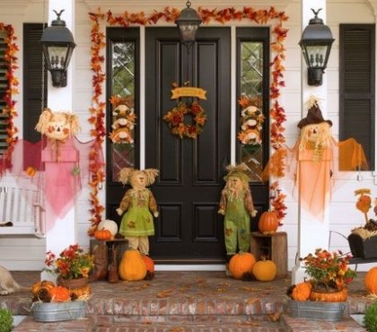 décoration Halloween facile -guirlandes-feuilles-epouvaintail-citrouilles